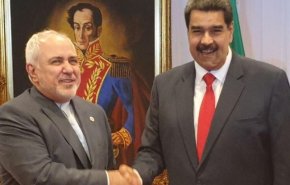 فیلم| استقبال گرم مادورو از ظریف/ مادورو: عکس بگیرید ایشان خودش یک پهپاد است