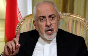 ظریف تشریح کرد: استفاده افراطی آمریکا از دلار و تبدیل آن به سلاح علیه مردم