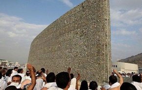 2.5 میلیون حاجی امروز رمی جمره دوم را انجام می دهند
