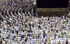 وزير الحج السعودي يعفي مديري مكتبي حجاج