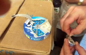 بالفيديو... الجبن المصري في الحسكة غير صالح للاستهلاك البشري!