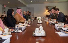 دیدار معاون وزیر دفاع عربستان با «مارک اسپر»
