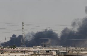 رویترز: دست‌کم 15 آمبولانس به پالایشگاه بقیق عربستان اعزام شد