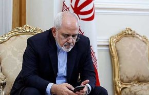 پیام توئیتری ظریف به مناسبت سالروز دفاع مقدس