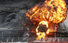 آتش سوزی دو نفتکش در سواحل کره جنوبی؛ 9 نفر مجروح شدند
