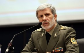 مقاومت، فشار حداکثری را به التماس حداکثری دشمن تبدیل می‌کند