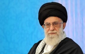 رهبر معظم انقلاب: یاد شهدا در کشور امیدبخش و جهت‌بخش است