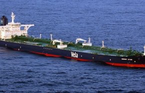 ائتلاف متجاوز یکی از کشتی‌های توقیف شده یمنی را آزاد کرد
