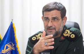دریادار تنگسیری: حضور بیگانگان در ‌خلیج‌ فارس هیچ دستاوردی ‌ندارد/ تولید شناورهای تندرو با سرعت ۱۰۰نات‌
