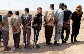 آمریکا حدود 40 اسیر ارشد داعشی را از کردها تحویل گرفت