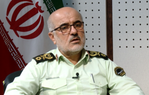 نیروی انتظامی با هر پدیده ایی که بخواهد امنیت جامعه را مختل کند برخورد می کند