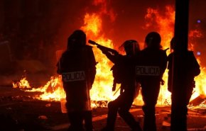 200 نفر در درگیری کاتالانها با پلیس اسپانیا مجروح شدند
