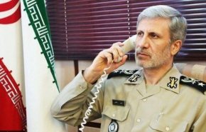 تقدیر وزیر دفاع از دولت و ارتش عراق برای برقراری امنیت راهپیمایی اربعین حسینی