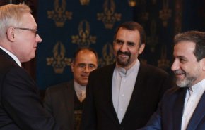 دیدار عراقچی با همتای روسی در بحبوحه گام چهارم برجامی ایران/ تهران و مسکو بر حفظ برجام براساس تعادل منافع تاکید کردند
