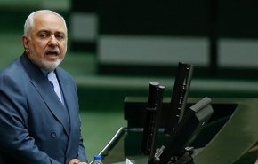 دفاع ظریف از اظهاراتش درباره پولشویی/ هیچ انفعالی در برابر غرب نداریم
