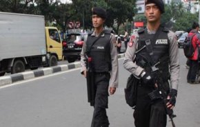شرطة إندونيسيا تلقي القبض على شخصين مشتبه بهما بعد مقتل صحفي وناشط