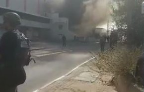 حریق در یک کارخانه واقع در شهرک صهیونیست‌نشین «سدیروت» + فیلم