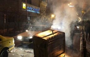 کشته شدن برخی معترضان با شلیک افراد ناشناس و آشوبگر/ شهادت 2 مامور انتظامی در کرمانشاه و ماهشهر 