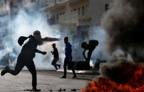 تظاهرات ضد آمریکایی در فلسطین؛ پرچم آمریکا و رژیم صهیونیستی به آتش کشیده شد