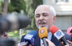 ظریف: دیدار با هیات طالبان با هدف صلح افغانستان انجام شد