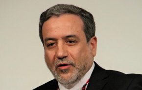 عراقچی: مقدمات سفر روحانی به ژاپن در حال انجام است
