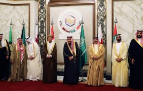 قمة الرياض.. الملك سلمان يطلق جملة اتهامات لطهران ويحرض ضدها