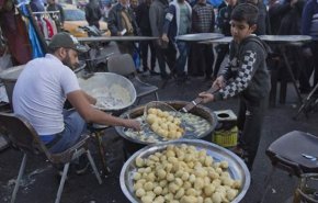 کاهش توزیغ غذا بین معترضان در بغداد