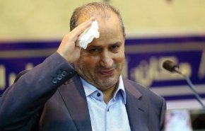 تاج از ریاست فدراسیون کناره‌گیری کرد