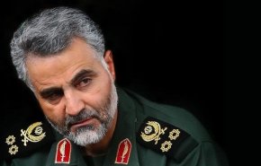 فیلم| نماهنگی دیدنی از سردار شهید سلیمانی با صدای دلنشین شهید آوینی
