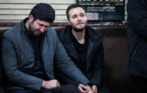  فرزند سپهبد حاج قاسم سلیمانی در آغوش رهبر انقلاب+عکس