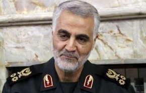 فیلم| پیکر سپهبد شهید سلیمانی وارد فرودگاه بین‌المللی شهید هاشمی‌نژاد مشهد شد
