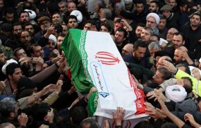 تشییع سردار دلها در قم/ پیکر مطهر سردار سلیمانی و شهدای مقاومت وارد قم شد