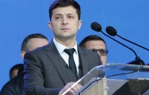 زلنسکی: تئوری ساقط شدن هواپیمای اوکراینی را هنوز نمی‌توان تایید کرد