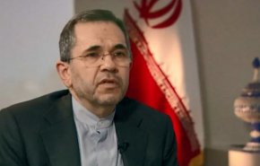 تخت‌ روانچی: آمریکا به تصمیم پارلمان عراق احترام بگذارد
