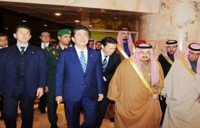 نخست‌وزیر ژاپن وارد ریاض شد
