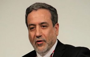 عراقچی: سفیر انگلیس بعد از 15 دقیقه آزاد شد