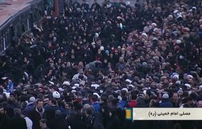 فیلم| شعار پرشور «نه سازش نه تسلیم نبرد با آمریکا » در نماز جمعه تهران