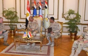 رایزنی فرماندهان ارتش آمریکا و مصر درباره تحولات منطقه
