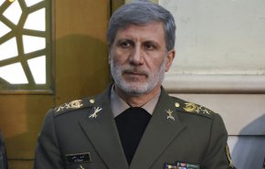 بازدید امیر حاتمی از مناطق سیل‌زده/ بسیج تمام ظرفیت‌های وزارت دفاع برای کمک به مناطق سیل‌زده