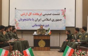 تاکید سرلشکر موسوی بر ارتقای توان دفاعی و رزمی نیروی زمینی ارتش