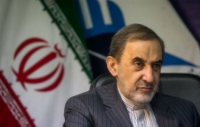 ولایتی: «معامله قرن» خودکشی سیاسی ترامپ است
