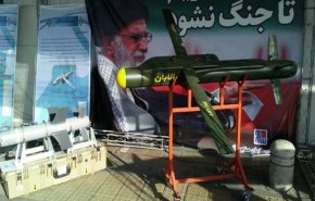 نمایش دستاوردها و تسلیحات صنعت دفاعی کشور در راهپیمایی ۲۲ بهمن 