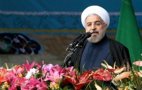 اسپوتنیک: روحانی در راهپیمایی امروز چند پیام قوی به آمریکا داد
