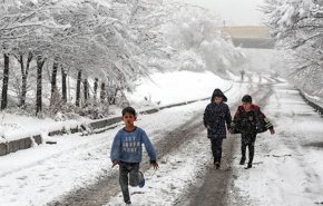 سرما و برودت هوا/ مدارس ۲ شهرستان آذربایجان غربی تعطیل شد