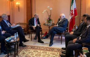دیدار اعضای شورای روابط خارجی اتحادیه اروپا با ظریف در مونیخ
