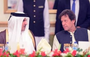 عمران‌خان برای دومین بار راهی قطر شد