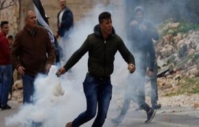 زخمی شدن ده‌ها فلسطینی در حمله نظامیان صهیونیستی در کرانه باختری 