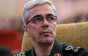 سرلشکر باقری: الزامات مبارزه با کرونا تا غلبه کامل بر این ویروس رعایت شود/ قدردانی از کادر درمانی کشور
