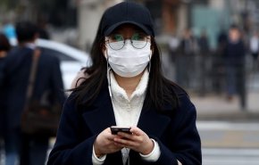 بكل بساطة.. تعرف على طريقة عمل الكمامة في المنزل