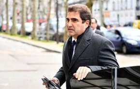 سیاستمدار منتقد فرانسه به کرونا مبتلا شد